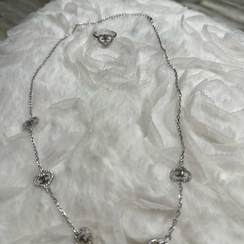 Elegant Silver Heart Necklace